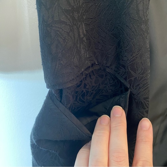 Gorgeous Calvin Klein jacquard blazer in size 6. Excellent condition! - Picture 6 of 12